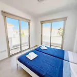 Pierre 9 - Private Pool, Jacuzzi, Seaview 别墅 帕拉利米尼