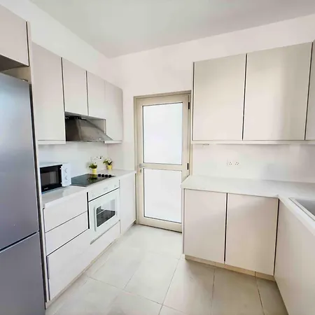 Pierre 9 - Private Pool, Jacuzzi, Seaview וילה