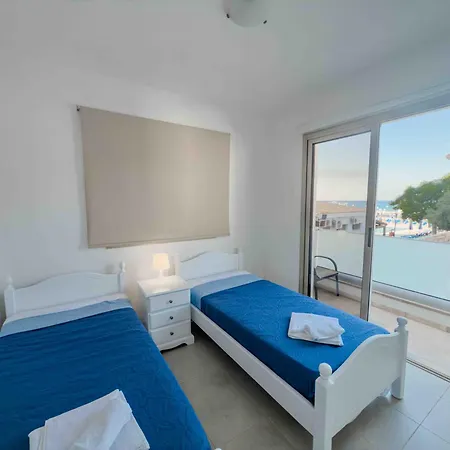 Pierre 9 - Private Pool, Jacuzzi, Seaview * פאראלימני