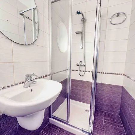 Pierre 9 - Private Pool, Jacuzzi, Seaview