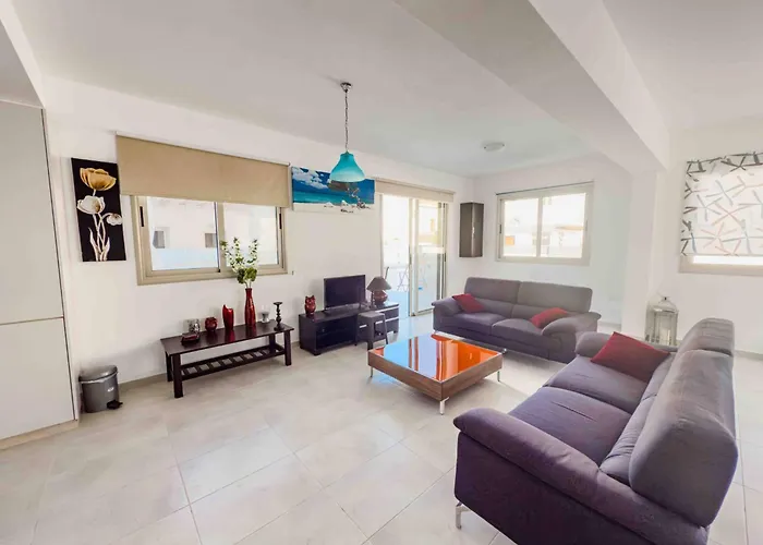 Vila Pierre 9 - Private Pool, Jacuzzi, Seaview