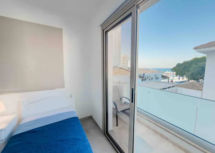 Pierre 9 - Private Pool, Jacuzzi, Seaview