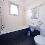 Pierre 9 - Private Pool, Jacuzzi, Seaview Paralímni